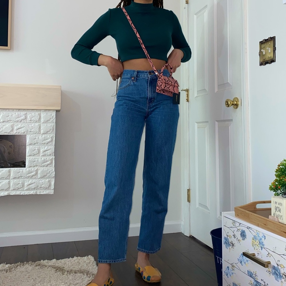 Green Crop Top Long Sleeve